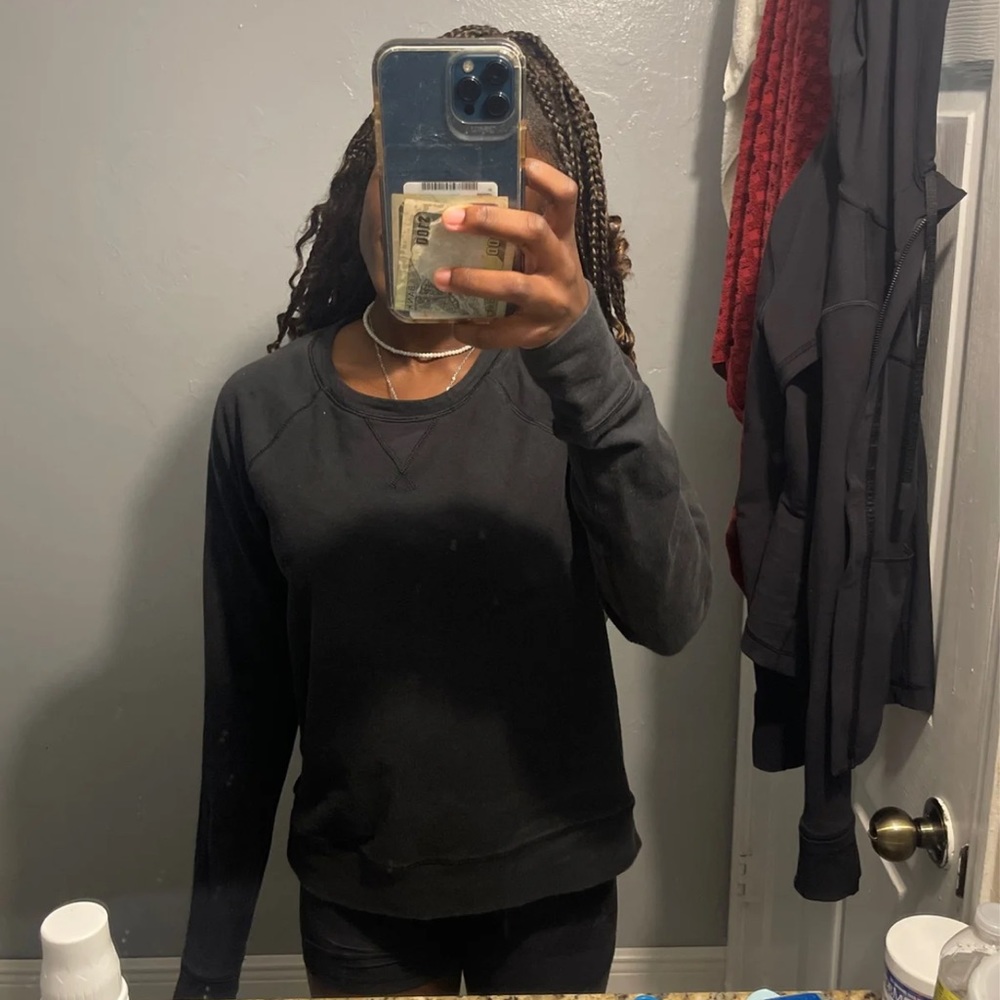 Lululemon Pull Over - image 1